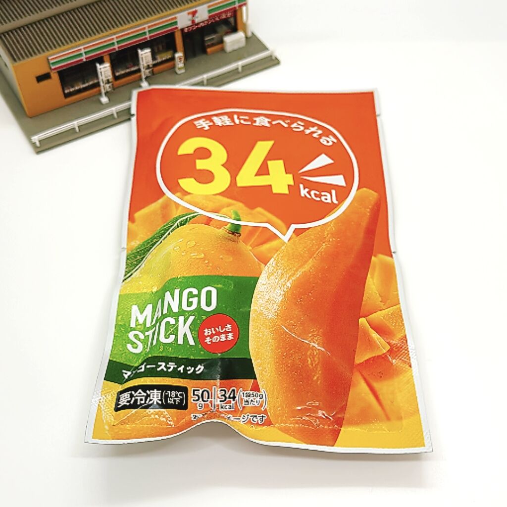 マンゴー‼️ 1217レビュー目/84点】セブンイレブンの冷凍『マンゴースティック