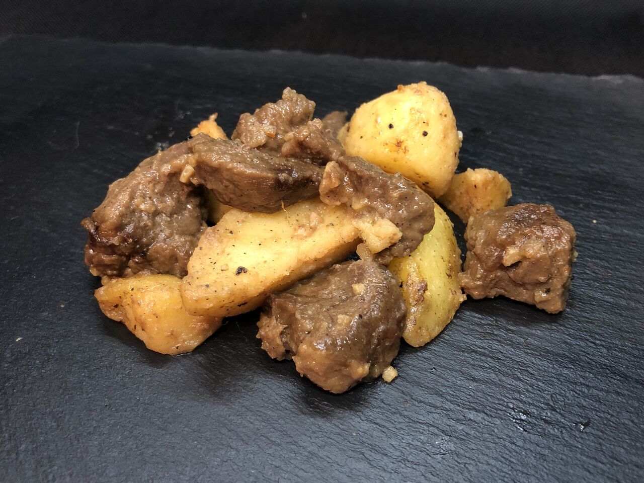 先月発売 4kcal セブンイレブンカットステーキは牛サガリを使った低カロリーでお肉の満足感がある逸品 コンビニダイエットラボ