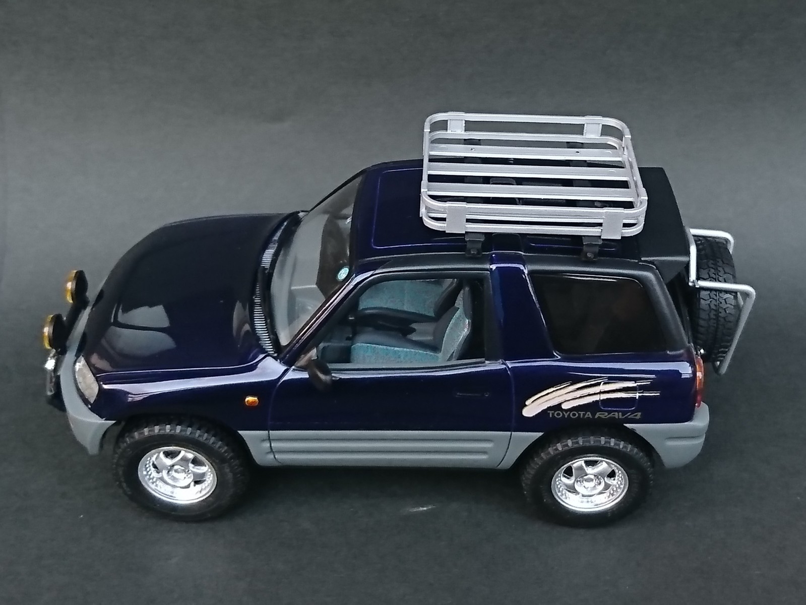 アオシマ トヨタ RAV4 L (SXA10,オプション仕様)※ : 豆魂