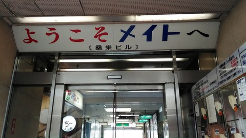00