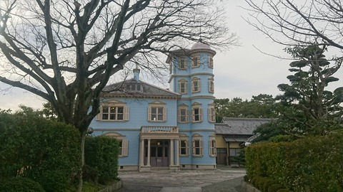 06
