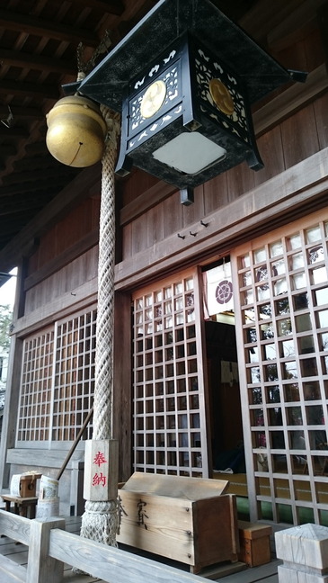 08