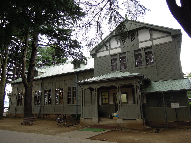 漫画 映画 Orange オレンジ の聖地 旧制松本高等学校の近代建築と木々の緑が美しい公園 長野県松本市 また り日記 名古屋発バイクツーリング