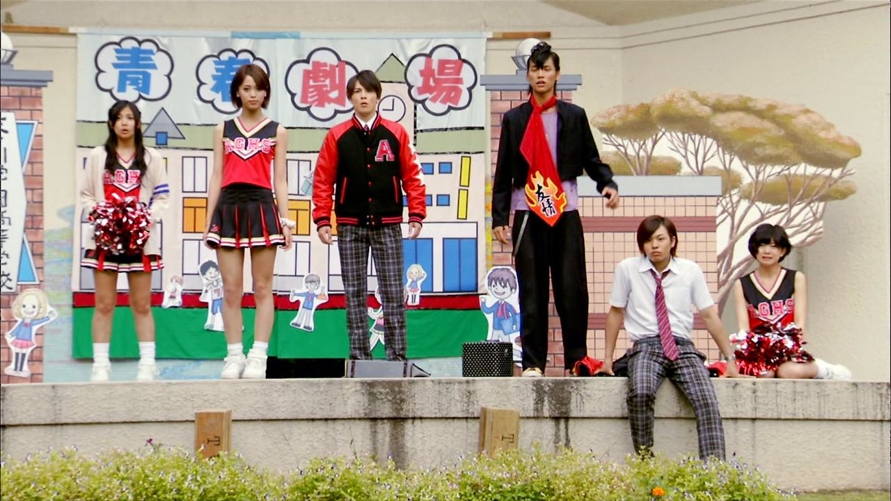 仮面ライダーフォーゼ ヒロイン パンツ チラ見え 芸能スクープ画像 仮面ライダーフォーゼ ヒロイン パンツ チラ見え 芸能スクープ画像