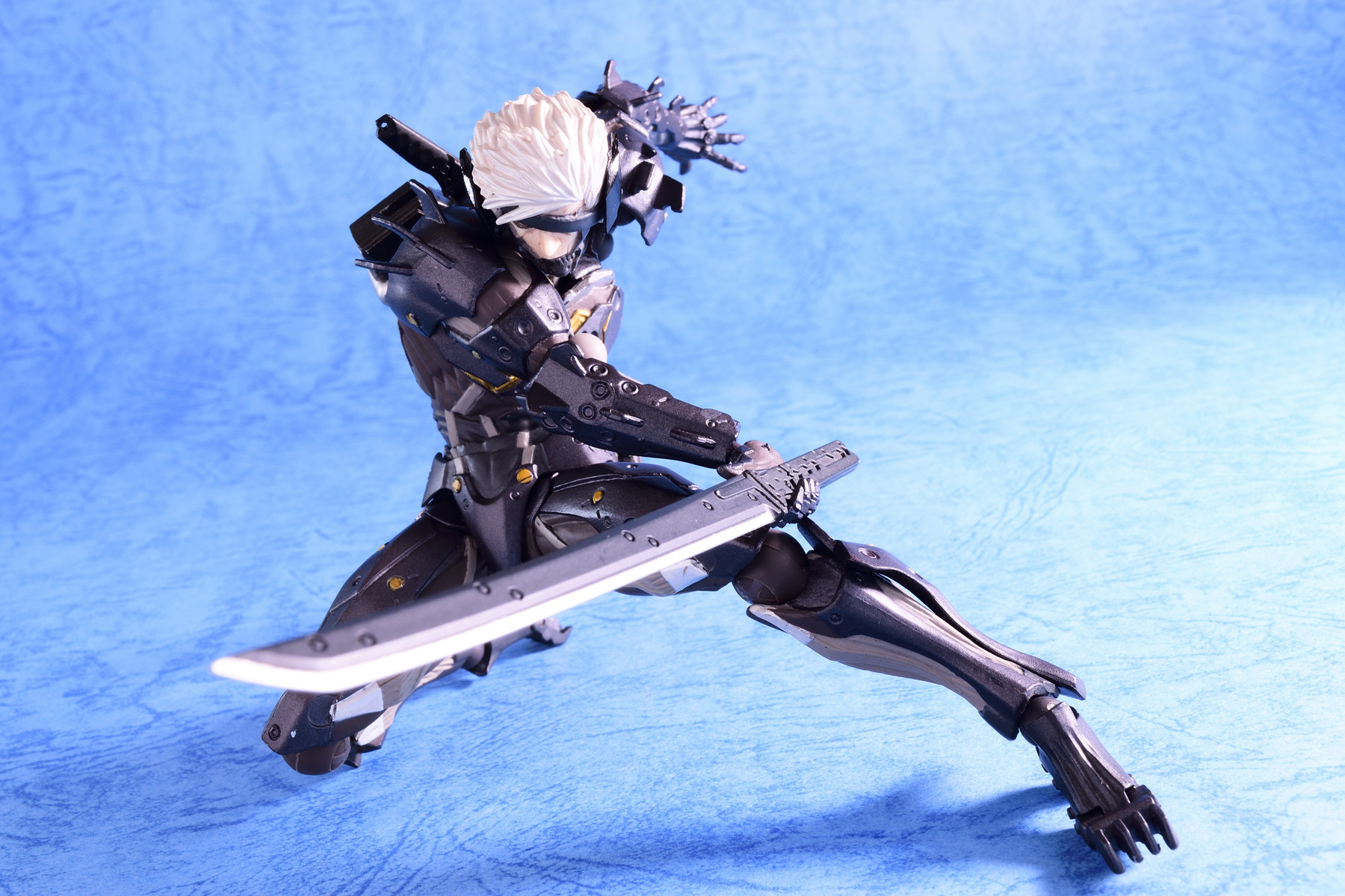 可動フィギュアのポージングを考えるハナシ Act 1 剣 さとうきび畑で味噌汁を啜らないブログ