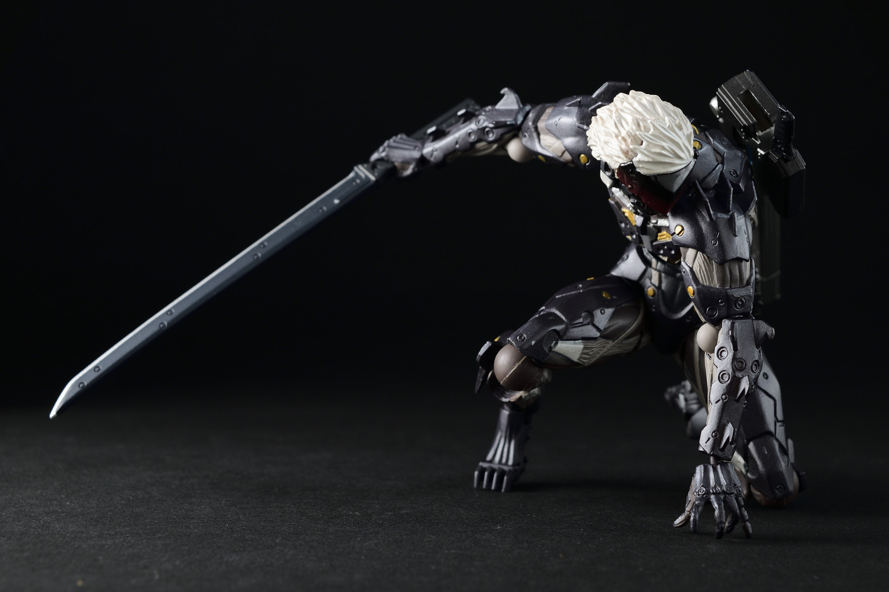 可動フィギュアのポージングを考えるハナシ Act 1 剣 ホビーエンドルフィン R 可動フィギュアのポージングを考えるハナシ Act 1 剣 ホビーエンドルフィン R