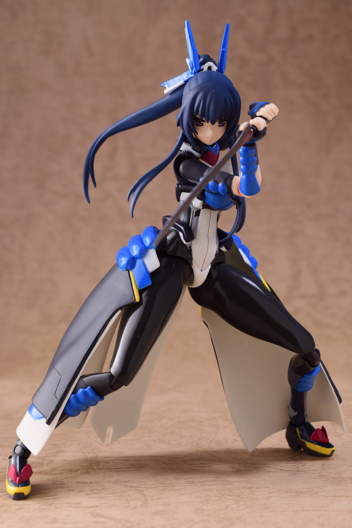 可動フィギュアのポージングを考えるハナシ Act 1 剣 さとうきび畑で味噌汁を啜らないブログ