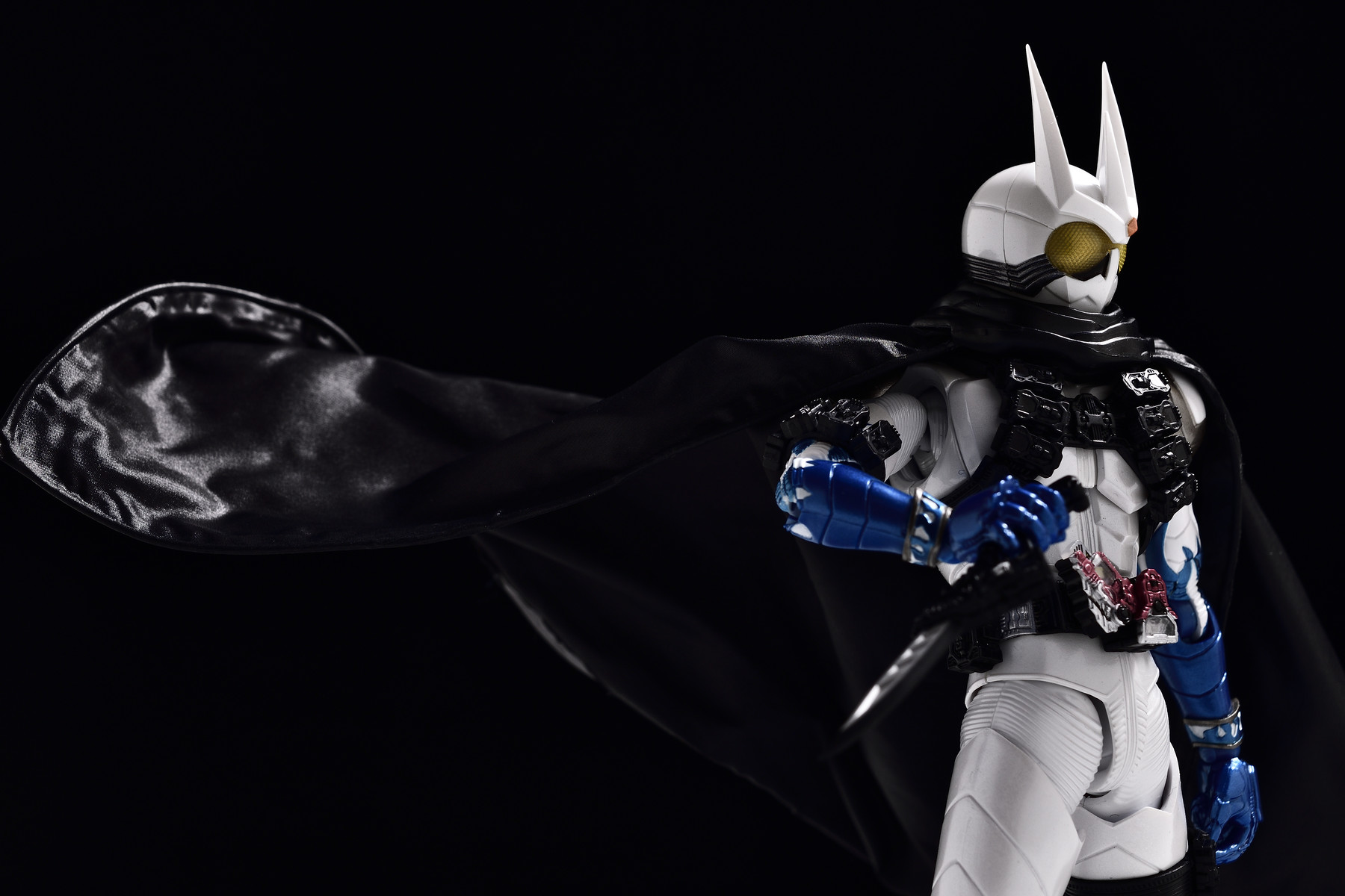 S H Figuarts仮面ライダーエターナル 真骨彫製法 レビュー ホビーエンドルフィン R S H Figuarts仮面ライダーエターナル 真骨彫製法 レビュー ホビーエンドルフィン R