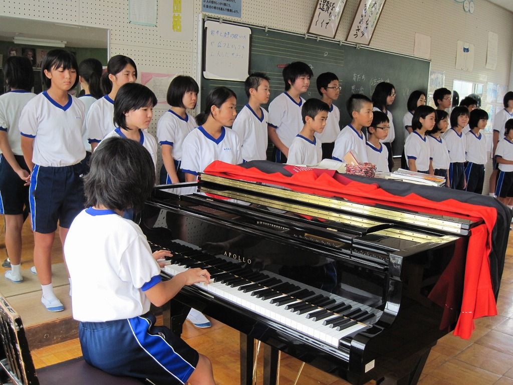 ピアノと僕27 音楽の授業開始 ピアノ調律師 ゼウスキのブログ