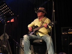 931273_374025236036182_1480733258_n