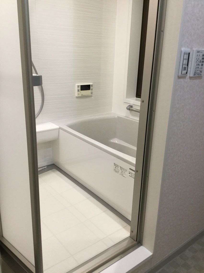 相模原市緑区w様邸ユニットバスリフォーム3日間の工程完了 リフォームで好きな家に 相模原で働く男の想い 相模原市緑区w様邸ユニットバスリフォーム3日間の工程完了 リフォームで好きな家に 相模原で働く男の想い