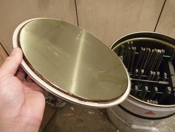 ペール缶のフタ