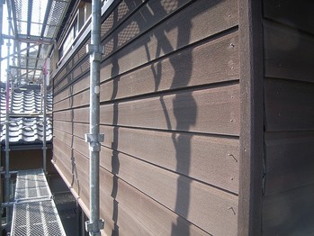 ベランダ手すり壁外側板張り/施工前
