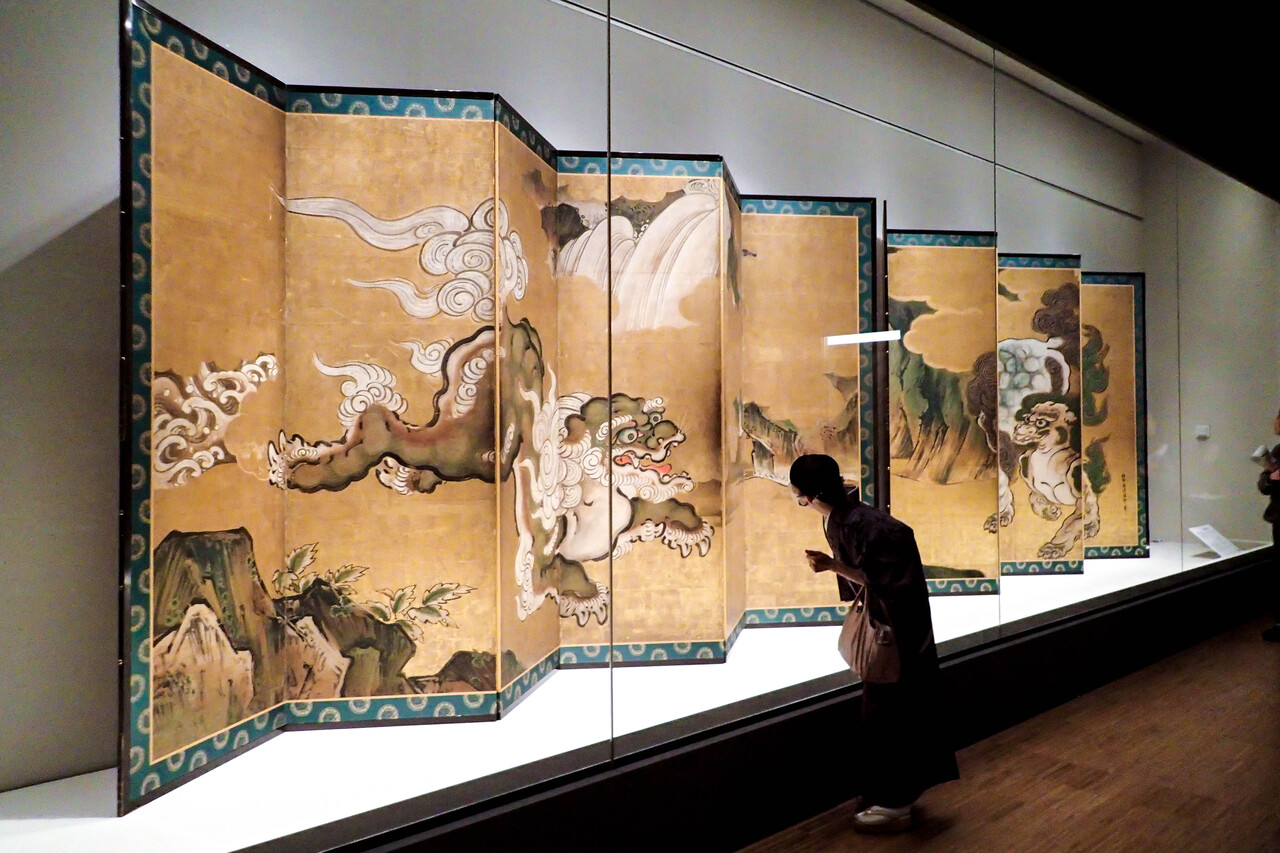 押し絵の屏風 首降り三年様