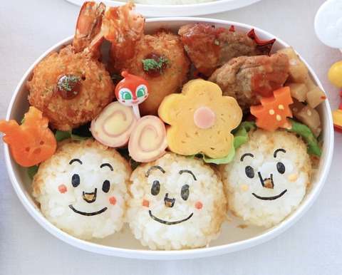 DCD62D1F-B735-4CEC-9C94-58D75A0C8E8F
