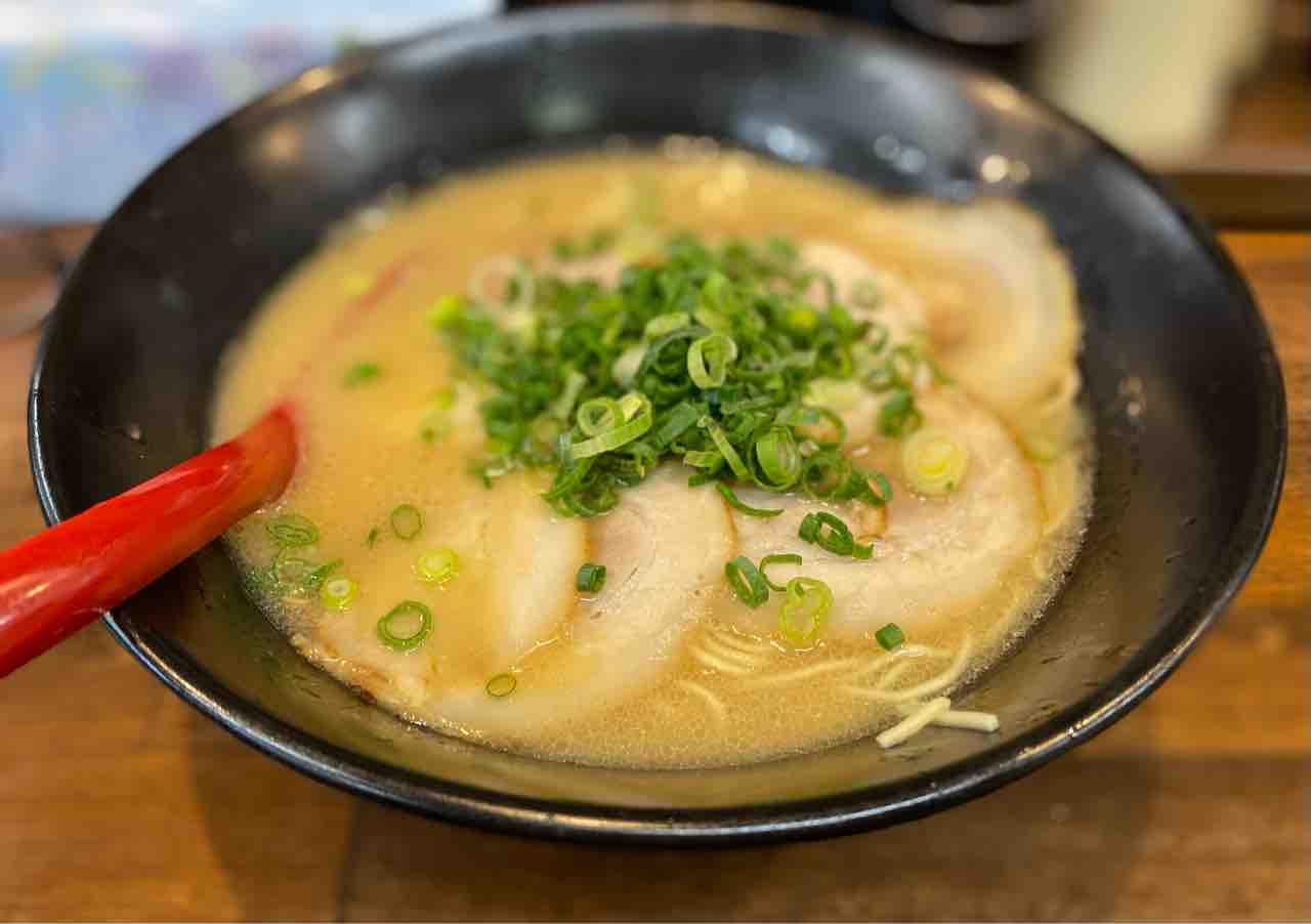 博多糟屋らーめん あかつき 北金目店 東海大学前駅 撮り記 食い記 博多糟屋らーめん あかつき 北金目店 東海大学前駅 撮り記 食い記