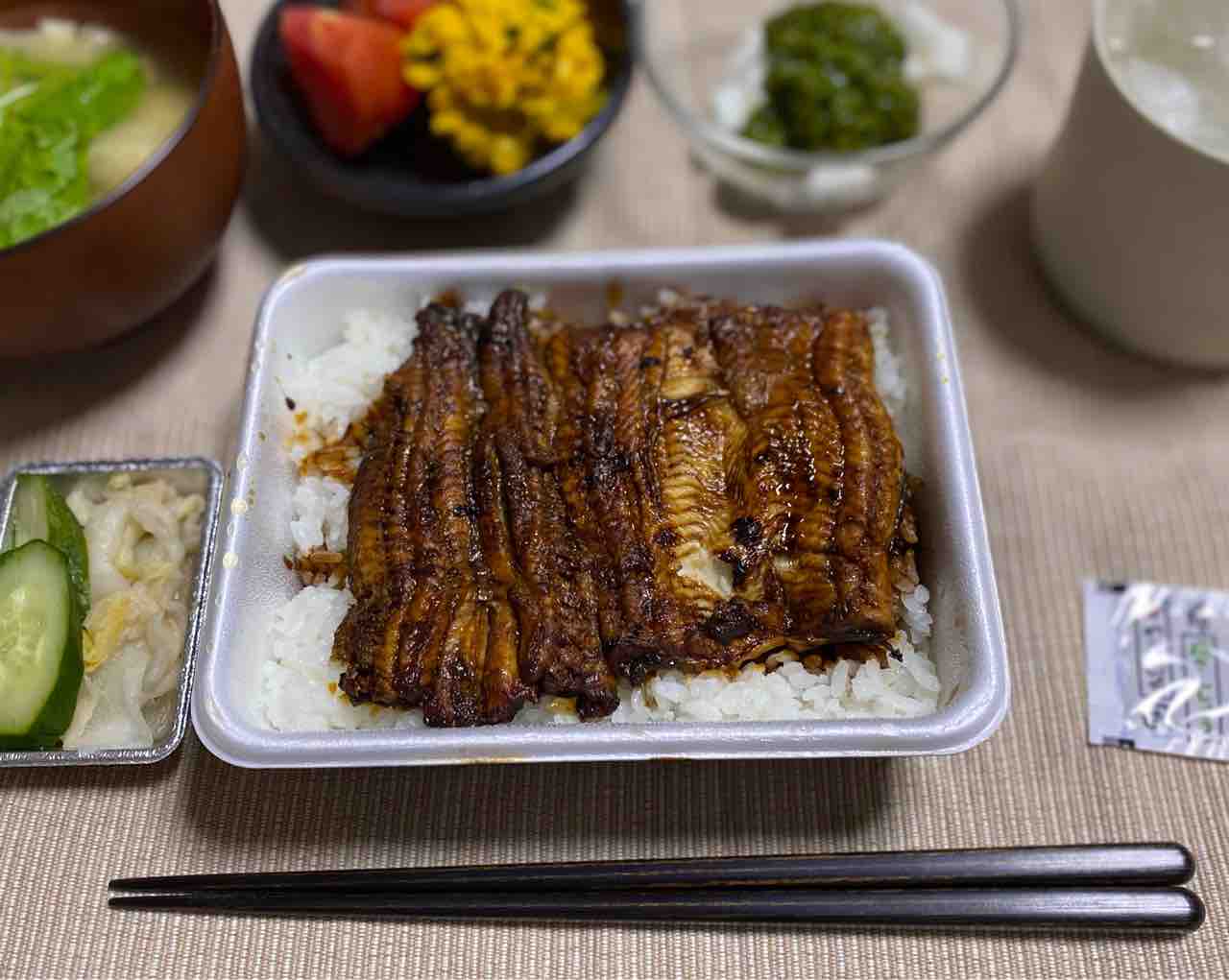 うな新 平塚駅 テイクアウト 撮り記 食い記 うな新 平塚駅 テイクアウト 撮り記 食い記