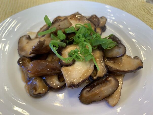 生しいたけのオイスターソース炒め 蚝油香菇 脂っこくない中華料理 サクラメントの櫻弁当その2