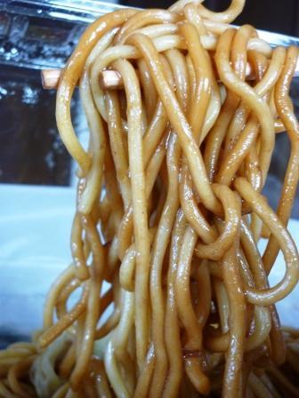忘れじの焼きそばマルミ くぐる鳥居は鬼ばかり