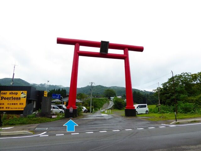 鳥越観音 一戸町 くぐる鳥居は鬼ばかり 鳥越観音 一戸町 くぐる鳥居は鬼ばかり