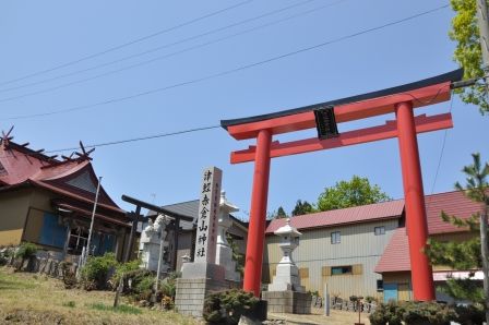 赤倉霊場 赤倉山神社 弘前市 くぐる鳥居は鬼ばかり