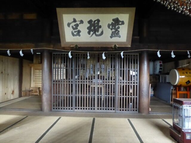 くぐる鳥居は鬼ばかり斗賀神社 （南部町）コメント