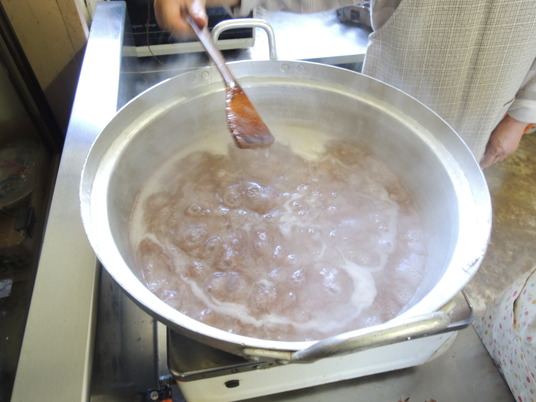 いごねり作り (4)