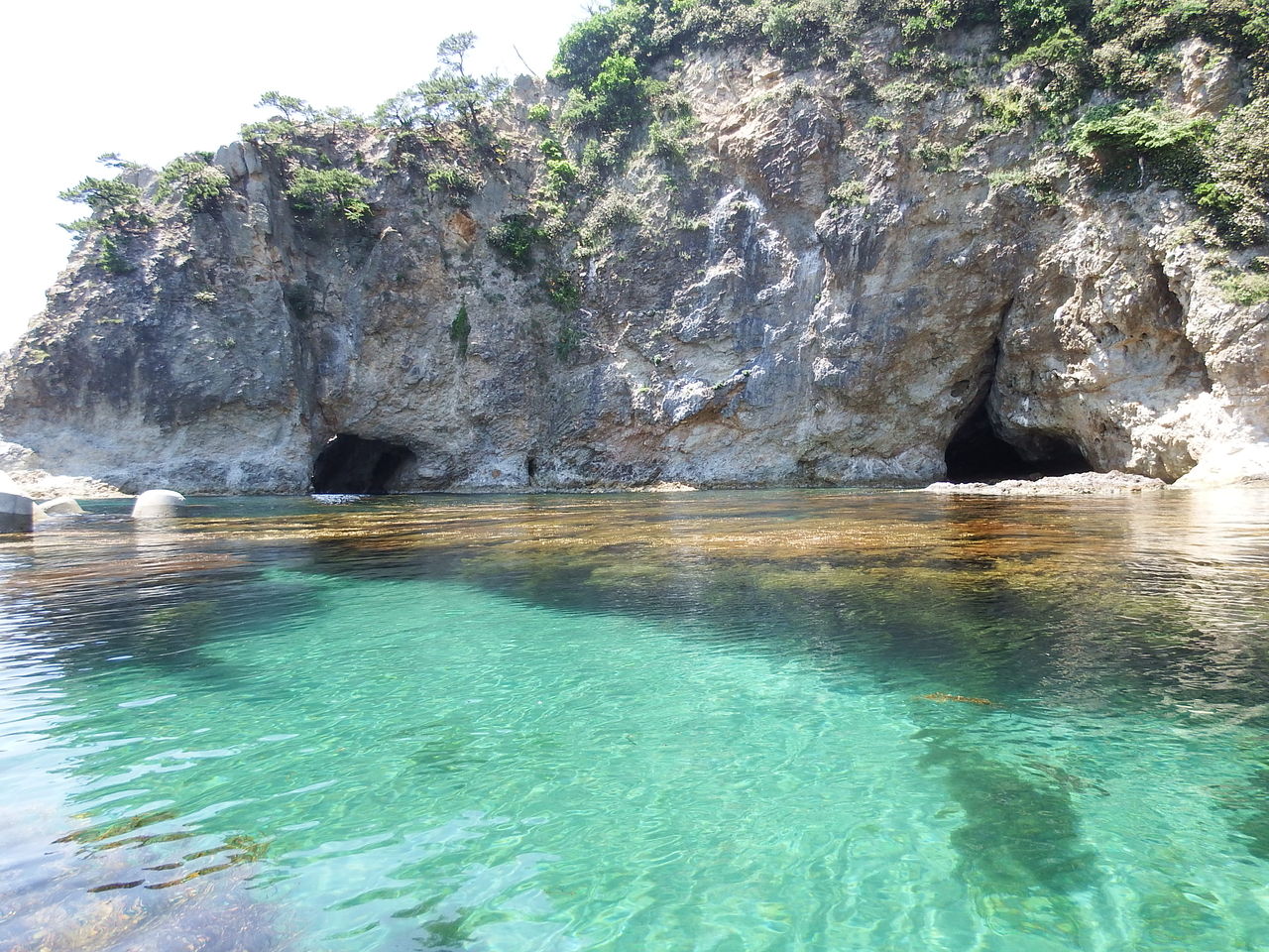 達者 姫津漁港 佐渡の海をシーカヤックで うねりの中で浮き沈む 佐渡市地域おこし協力隊サイト