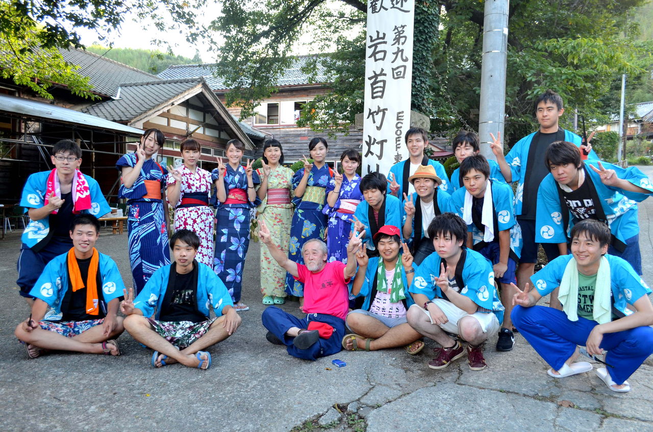 岩首】夜風に揺れる竹灯り : 佐渡市地域おこし協力隊サイト