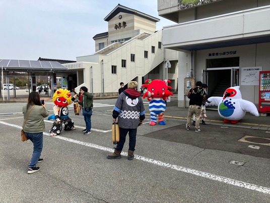 LINE_ALBUM_小木港フェス_230325ゆる