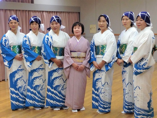 海府民踊クラブ