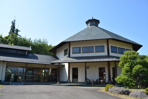 佐渡椿屋陶芸館8