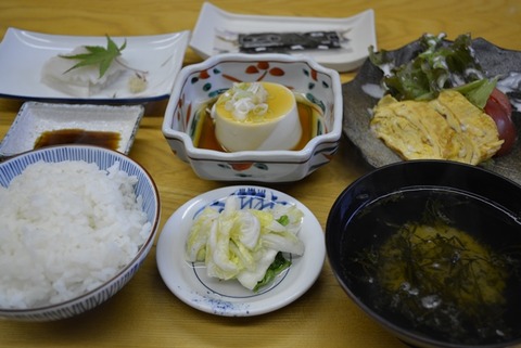 佐渡まるか旅館朝食