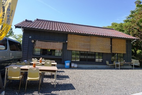 そばとパスタの店與左エ門外観