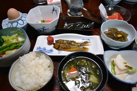佐渡雅山荘朝食1
