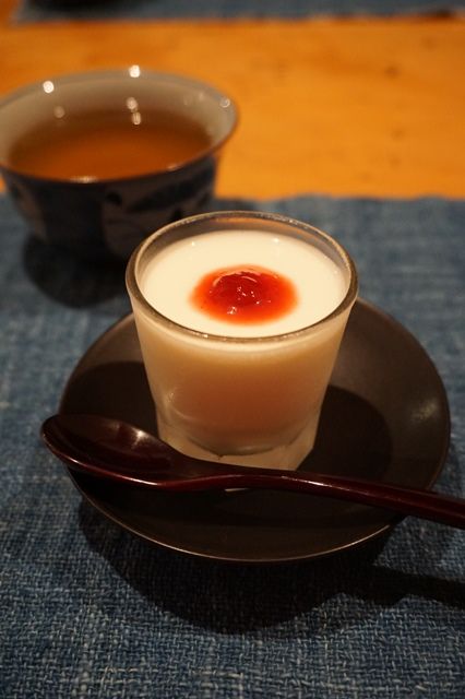佐渡MOZEMデザート杏仁豆腐