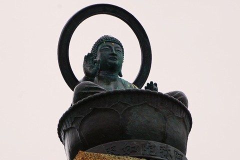 佐渡濡れ仏1
