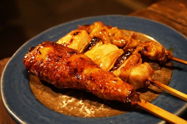 焼き鳥 焼き鳥屋さんだけど 豚も佐渡牛もある焼き鳥やじま本店 佐渡旅 Sadotabi