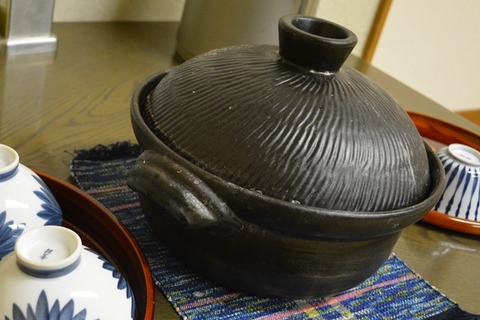 外府荘朝食土鍋ごはん