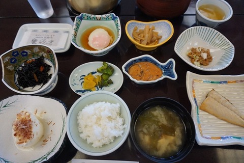 佐渡敷島荘朝ごはん