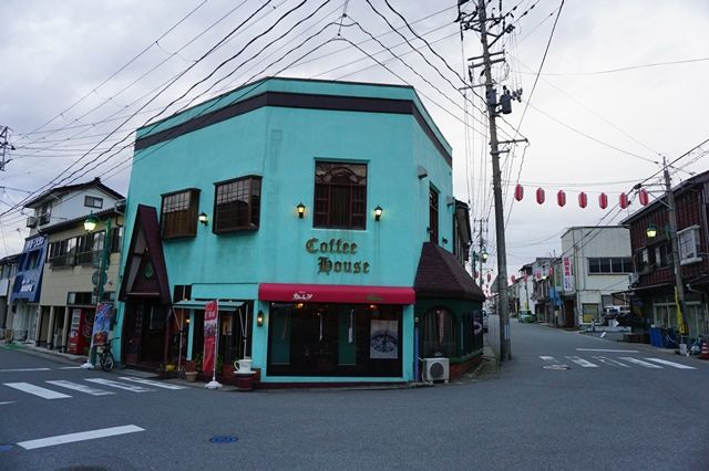 カフェ 相川の街角に佇むカフェ ド カトレアで大人の珈琲時間 佐渡旅 Sadotabi カフェ 相川の街角に佇むカフェ ド カトレアで大人の珈琲時間 佐渡旅 Sadotabi