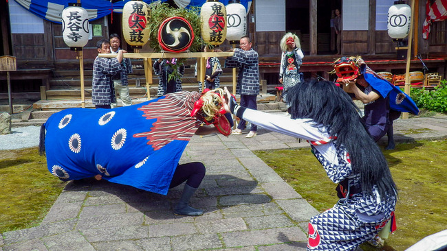 長谷寺ぼたん祭り鬼太鼓１