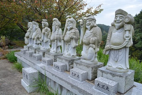佐渡談笑広場３