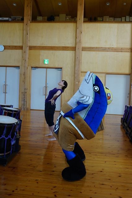 鼓堂スタッフに教えてもらえる太鼓体験佐渡たたこう館1 (1)