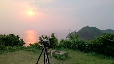 佐渡二ツ亀夕陽1