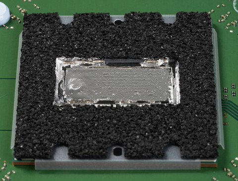 64714PS5LiquidMetal1