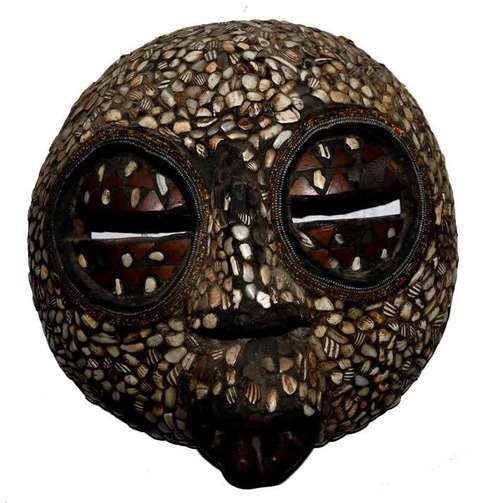 maschera-africana-conchiglie