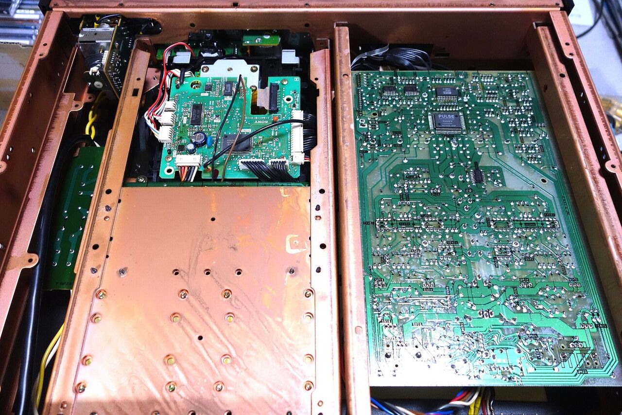 SONY CDP-555ESA ジャンクのCDユニットの修正しました : アンプ SONY CDP-555ESA ジャンクのCDユニットの修正しました : アンプ