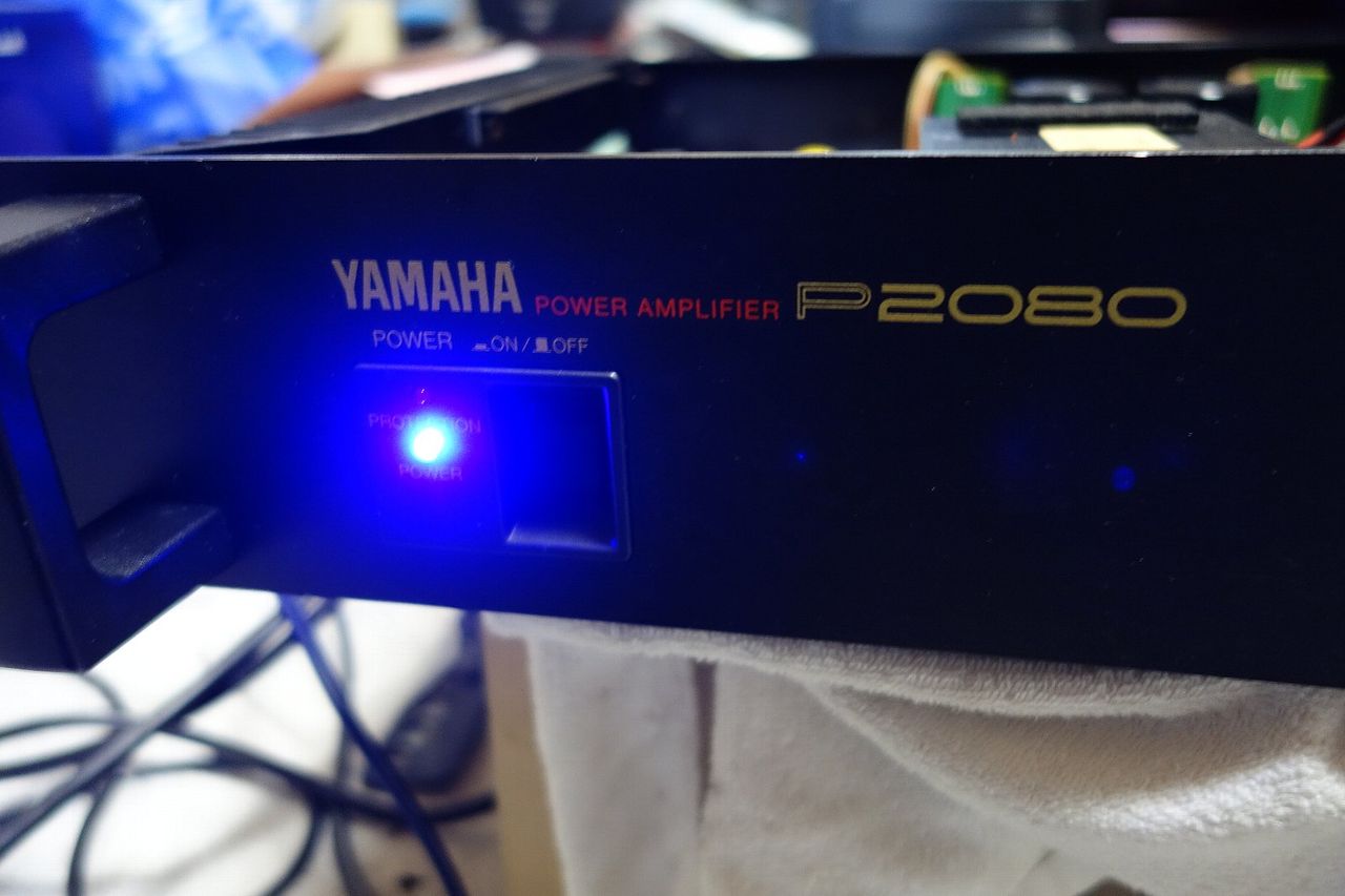 YAMAHA ヤマハ パワーアンプ P2080 通電確認のみ○ YAMAHAヤマハパワー
