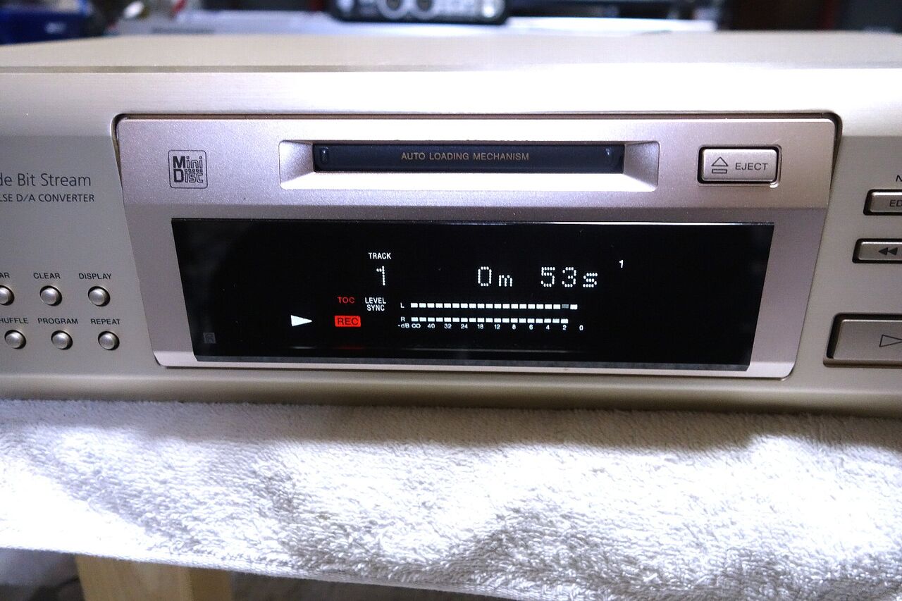 SONY MDS-JE700 読み込み不良で調整を追加してみました : アンプ SONY MDS-JE700 読み込み不良で調整を追加してみました : アンプ